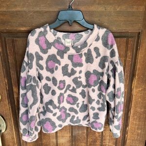 Girls Leopard Fleece Sweater, size XL, boutique